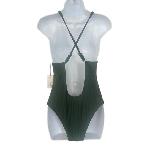 Women's NWT Shade & Shore Plunge Front V-Wire One Piece Swimsuit Size Medium - Picture 4 of 7